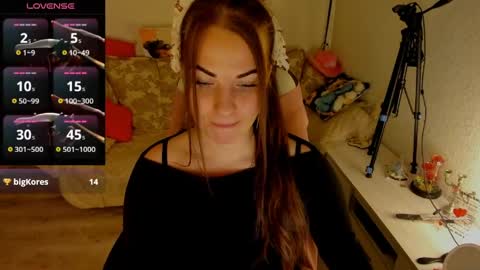 Snapshot of masha179807 chatting on 05-13-26, 05:32 Masha online show from 05-13-26, 05:32