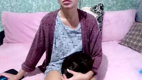 masha_2023 online show from 10-14-25, 12:00