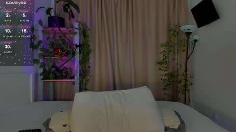 Snapshot of masholly chatting on 05-25-26, 08:59 masholly online show from 05-25-26, 08:59