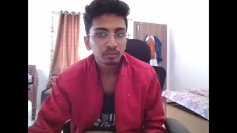 Snapshot of maskboyz2003 chatting on 12-07-24, 05:15 maskboyz2003 online show from 12-07-24, 05:15