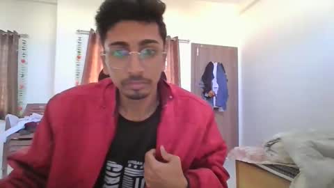 Snapshot of maskboyz2003 chatting on 12-08-24, 02:28 maskboyz2003 online show from 12-08-24, 02:28