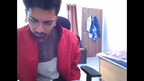 Snapshot of maskboyz2003 chatting on 12-13-24, 04:11 maskboyz2003 online show from 12-13-24, 04:11