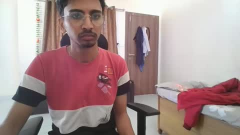 Snapshot of maskboyz2003 chatting on 01-01-25, 06:47 maskboyz2003 online show from 01-01-25, 06:47