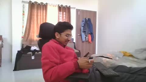 Snapshot of maskboyz2003 chatting on 01-17-25, 04:28 maskboyz2003 online show from 01-17-25, 04:28