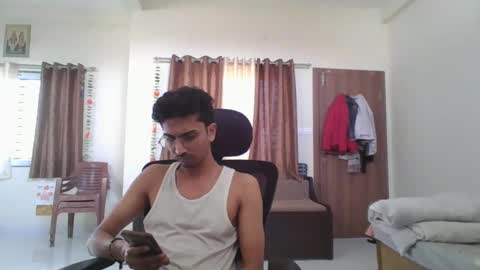 Snapshot of maskboyz2003 chatting on 01-25-25, 09:57 maskboyz2003 online show from 01-25-25, 09:57