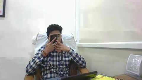 Snapshot of maskboyz2003 chatting on 02-05-25, 01:11 maskboyz2003 online show from 02-05-25, 01:11