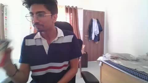 Snapshot of maskboyz2003 chatting on 02-09-25, 03:22 maskboyz2003 online show from 02-09-25, 03:22