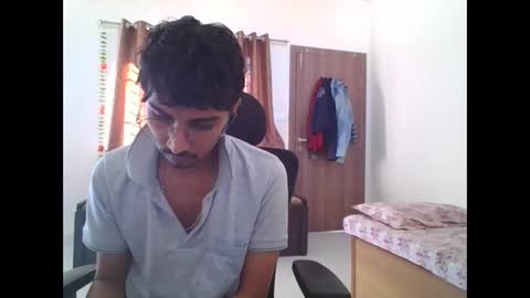 Snapshot of maskboyz2003 chatting on 02-25-25, 03:42 maskboyz2003 online show from 02-25-25, 03:42