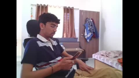 Snapshot of maskboyz2003 chatting on 03-04-25, 04:38 maskboyz2003 online show from 03-04-25, 04:38