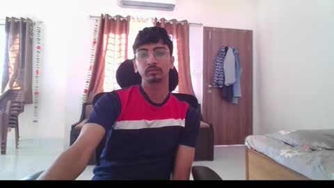 Snapshot of maskboyz2003 chatting on 03-11-25, 03:05 maskboyz2003 online show from 03-11-25, 03:05