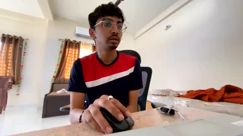 Snapshot of maskboyz2003 chatting on 03-12-25, 03:02 maskboyz2003 online show from 03-12-25, 03:02