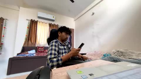 Snapshot of maskboyz2003 chatting on 09-19-25, 08:16 maskboyz2003 online show from 09-19-25, 08:16