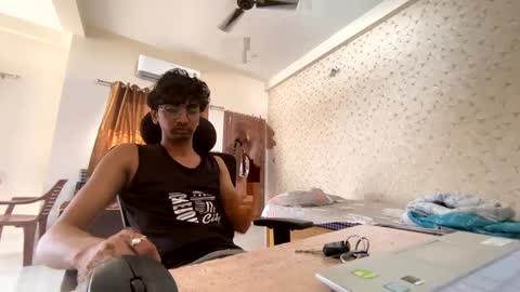 Snapshot of maskboyz2003 chatting on 10-06-25, 03:37 maskboyz2003 online show from 10-06-25, 03:37