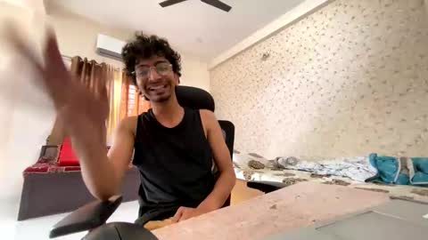 Snapshot of maskboyz2003 chatting on 10-25-25, 02:30 maskboyz2003 online show from 10-25-25, 02:30