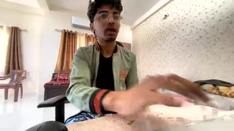 Snapshot of maskboyz2003 chatting on 11-10-25, 05:17 maskboyz2003 online show from 11-10-25, 05:17