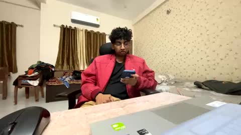 Snapshot of maskboyz2003 chatting on 11-14-25, 05:33 maskboyz2003 online show from 11-14-25, 05:33