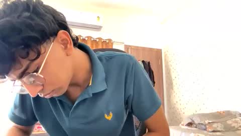 Snapshot of maskboyz2003 chatting on 11-28-25, 04:48 maskboyz2003 online show from 11-28-25, 04:48