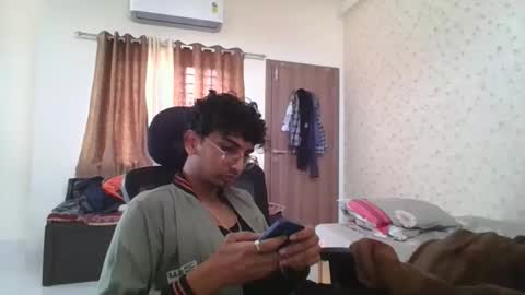 Mask Boy online show from 11-25-25, 03:50