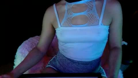 Snapshot of maskddcouple chatting on 05-27-26, 01:46 maskddcouple online show from 05-27-26, 01:46