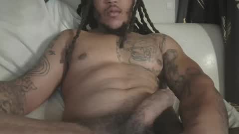 Snapshot of masked185272 chatting on 12-02-24, 10:23 masked185272 online show from 12-02-24, 10:23