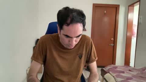 Snapshot of masked_latin_noir chatting on 03-04-26, 08:59 Masked Latin Noir online show from 03-04-26, 08:59