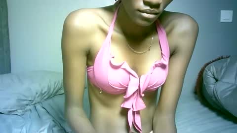 maskgang001 online show from 03-17-26, 04:28