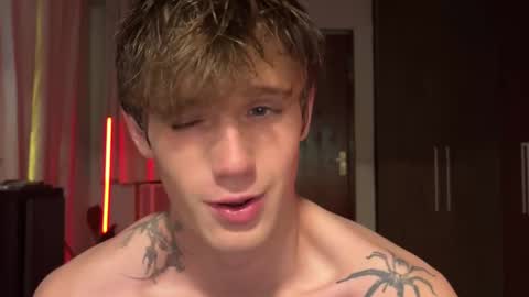 Mason online show from 12-17-25, 04:02