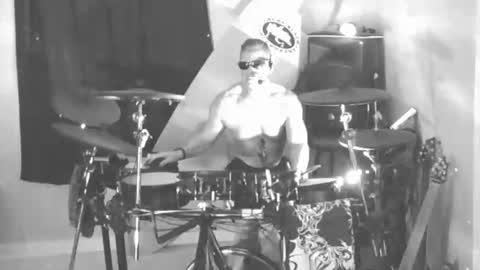 HappyZending online show from 04-23-26, 02:02