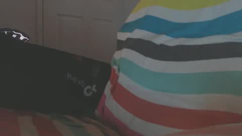 Snapshot of massagermike chatting on 03-19-26, 10:41 massagermike online show from 03-19-26, 10:41
