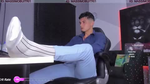 Snapshot of massimo_g chatting on 12-24-24, 12:22 I am Massimo online show from 12-24-24, 12:22