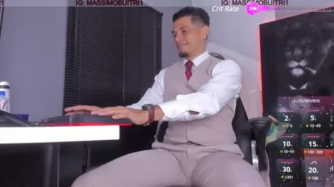 Snapshot of massimo_g chatting on 01-21-25, 02:05 I am Massimo online show from 01-21-25, 02:05