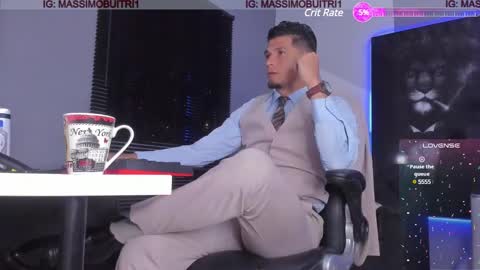 Snapshot of massimo_g chatting on 01-23-25, 11:36 I am Massimo online show from 01-23-25, 11:36