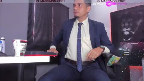 Snapshot of massimo_g chatting on 01-26-25, 03:14 I am Massimo online show from 01-26-25, 03:14