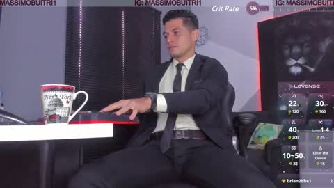 Snapshot of massimo_g chatting on 02-08-25, 03:21 I am Massimo online show from 02-08-25, 03:21