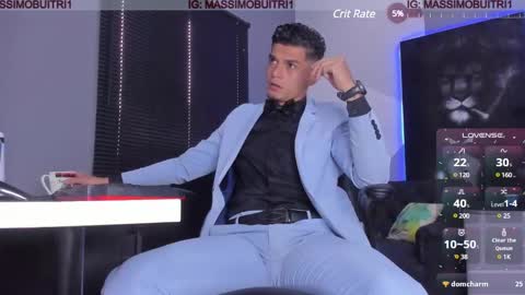 Snapshot of massimo_g chatting on 02-11-25, 01:51 I am Massimo online show from 02-11-25, 01:51