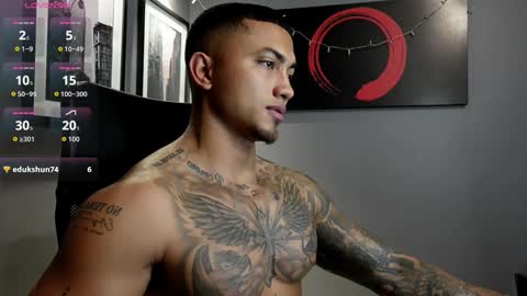 Snapshot of massimo_rizzo_ chatting on 11-16-25, 08:14 Massimo online show from 11-16-25, 08:14