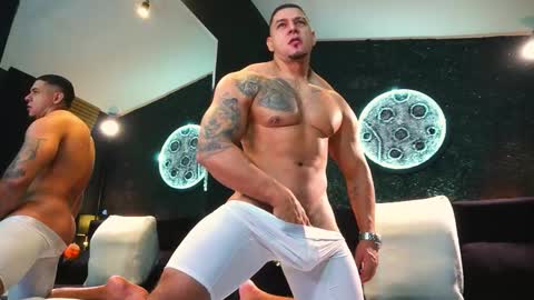 massimowalton2 online show from 12-05-25, 03:41