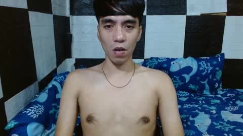 Snapshot of massive_boner02 chatting on 01-18-26, 05:00 massive_boner02 online show from 01-18-26, 05:00