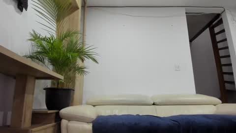 Snapshot of master4pigbitchslv chatting on 02-28-25, 11:14 Domi online show from 02-28-25, 11:14