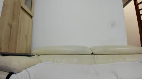 Snapshot of master4pigbitchslv chatting on 09-25-25, 11:47 Domi online show from 09-25-25, 11:47