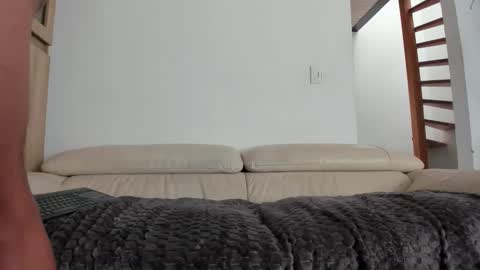 Snapshot of master4pigbitchslv chatting on 10-12-25, 09:03 Domi online show from 10-12-25, 09:03