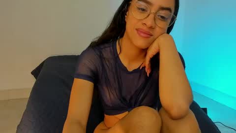 Snapshot of master_and_kami chatting on 06-05-26, 01:34 Kamila online show from 06-05-26, 01:34