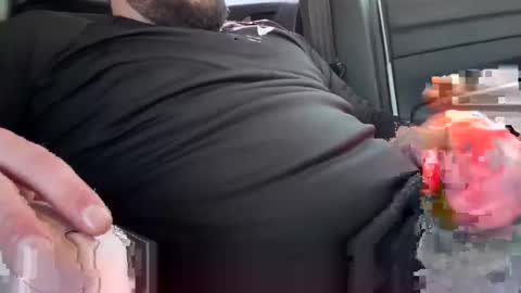 Snapshot of master_b8_ chatting on 03-09-26, 08:35 william online show from 03-09-26, 08:35