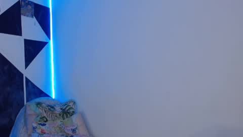 master_black777 online show from 09-17-25, 04:03