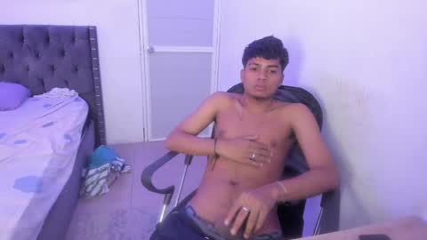 Snapshot of master_boy28 chatting on 02-23-25, 04:57 master_boy28 online show from 02-23-25, 04:57