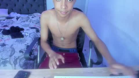 Snapshot of master_boy28 chatting on 03-07-25, 03:51 master_boy28 online show from 03-07-25, 03:51