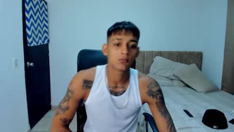 Snapshot of master_boy28 chatting on 10-10-25, 06:23 master_boy28 online show from 10-10-25, 06:23