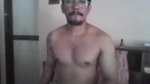 Snapshot of master_leoo chatting on 12-02-25, 05:57 master_leoo online show from 12-02-25, 05:57