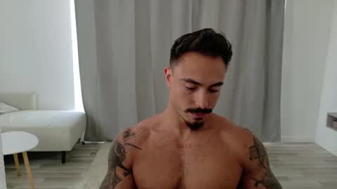 Snapshot of master_lukass chatting on 06-18-26, 01:48 master_lukass online show from 06-18-26, 01:48