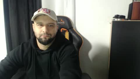 Snapshot of master_robertos chatting on 01-07-26, 01:30 Robertos online show from 01-07-26, 01:30